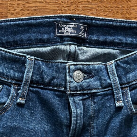 Abercrombie Harper Low Rise Ankle Jeans Denim 26 2R Blue Tan Gold Stripe Raw hem - Picture 2 of 7